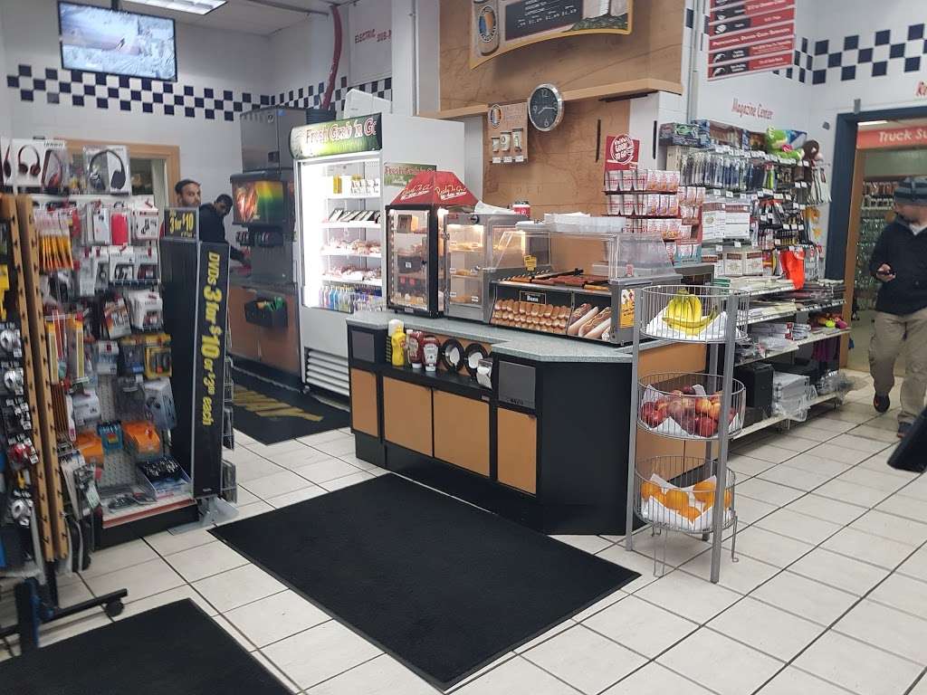 Pilot Flying J in 1470 US46, Ledgewood, NJ 07852, USA