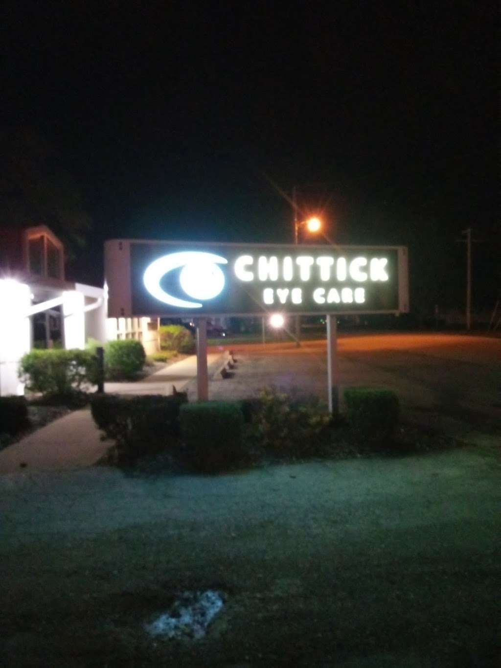 Chittick Family Eye Care | 123 N 8th St, Watseka, IL 60970, USA | Phone: (815) 432-2020