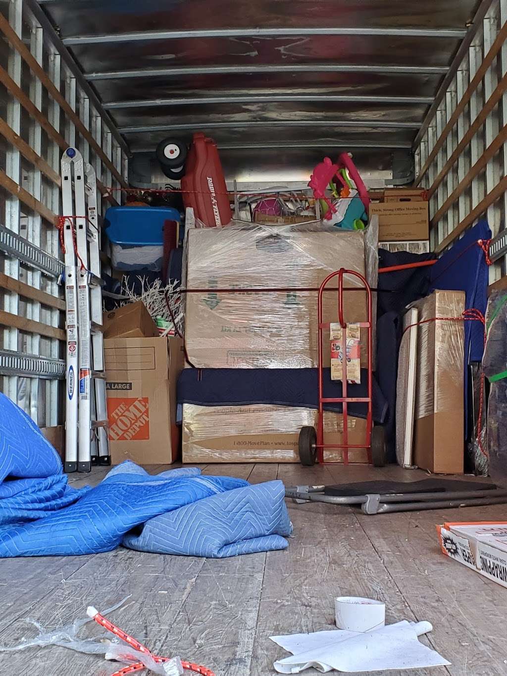 Carrollton Movers | 1823 Tree Line Dr, Carrollton, TX 75007, USA | Phone: (469) 688-2100