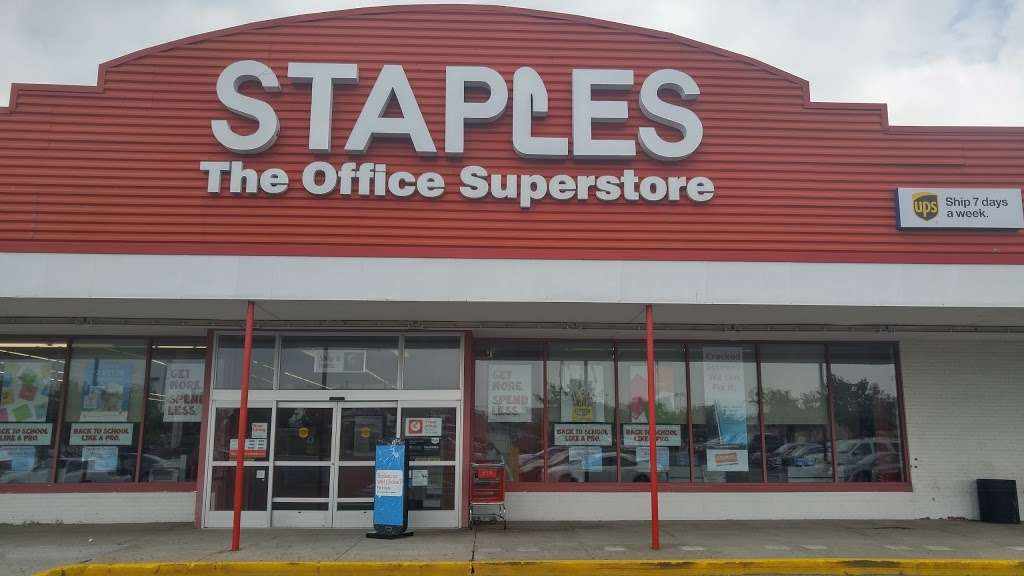 Staples | 7929 Eastern Ave, Baltimore, MD 21224, USA | Phone: (410) 288-3391