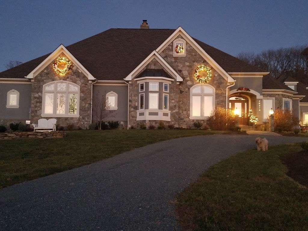 Hidden View Bed & Breakfast, LLC. | 36474 Charles Town Pike, Purcellville, VA 20132 | Phone: (703) 669-9306