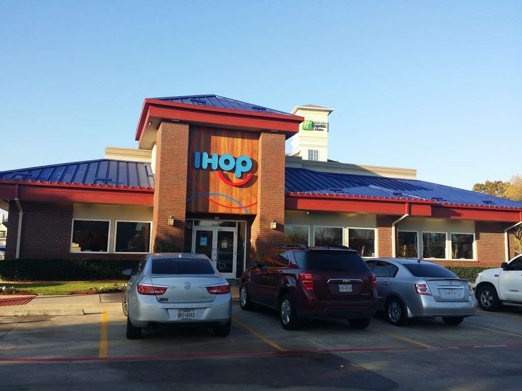 IHOP | 4103 S Carrier Pkwy, Grand Prairie, TX 75052, USA | Phone: (972) 262-1931