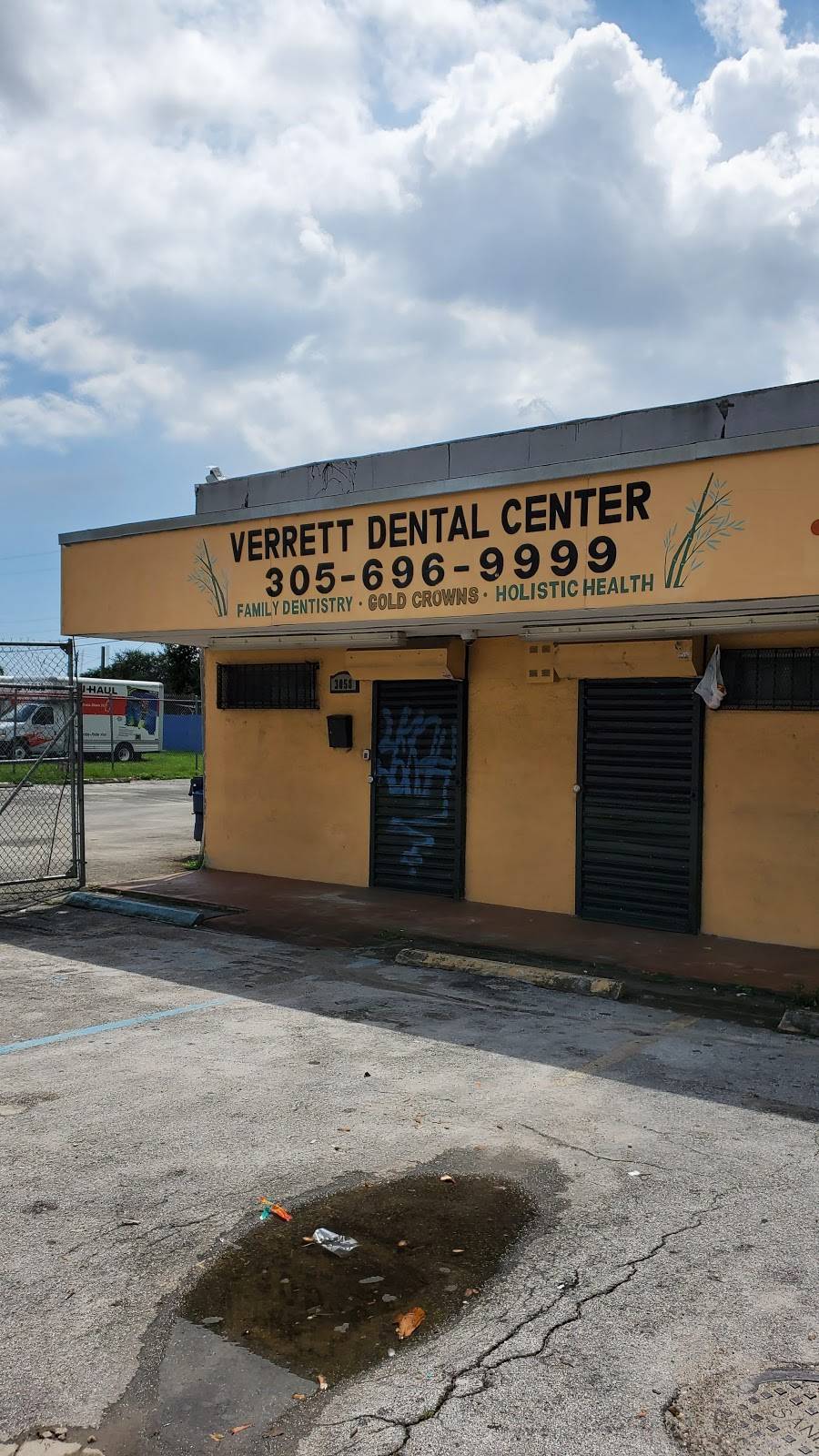 Verrett Dental Center | NW 79th St, Miami, FL 33147, USA | Phone: (305) 696-9999