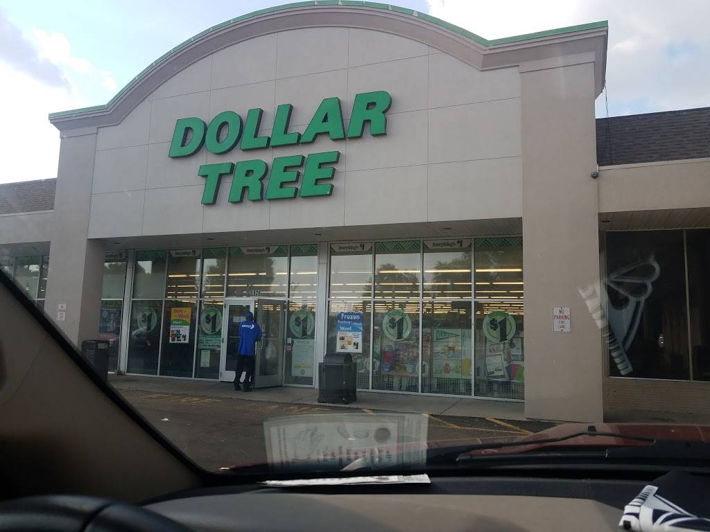 Dollar Tree | 5926 E 10th St, Indianapolis, IN 46219, USA | Phone: (317) 613-5369