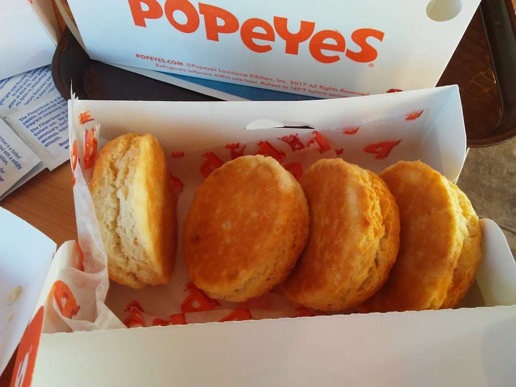 Popeyes Louisiana Kitchen | 1719 N Broad St, Lansdale, PA 19446, USA | Phone: (215) 855-3885