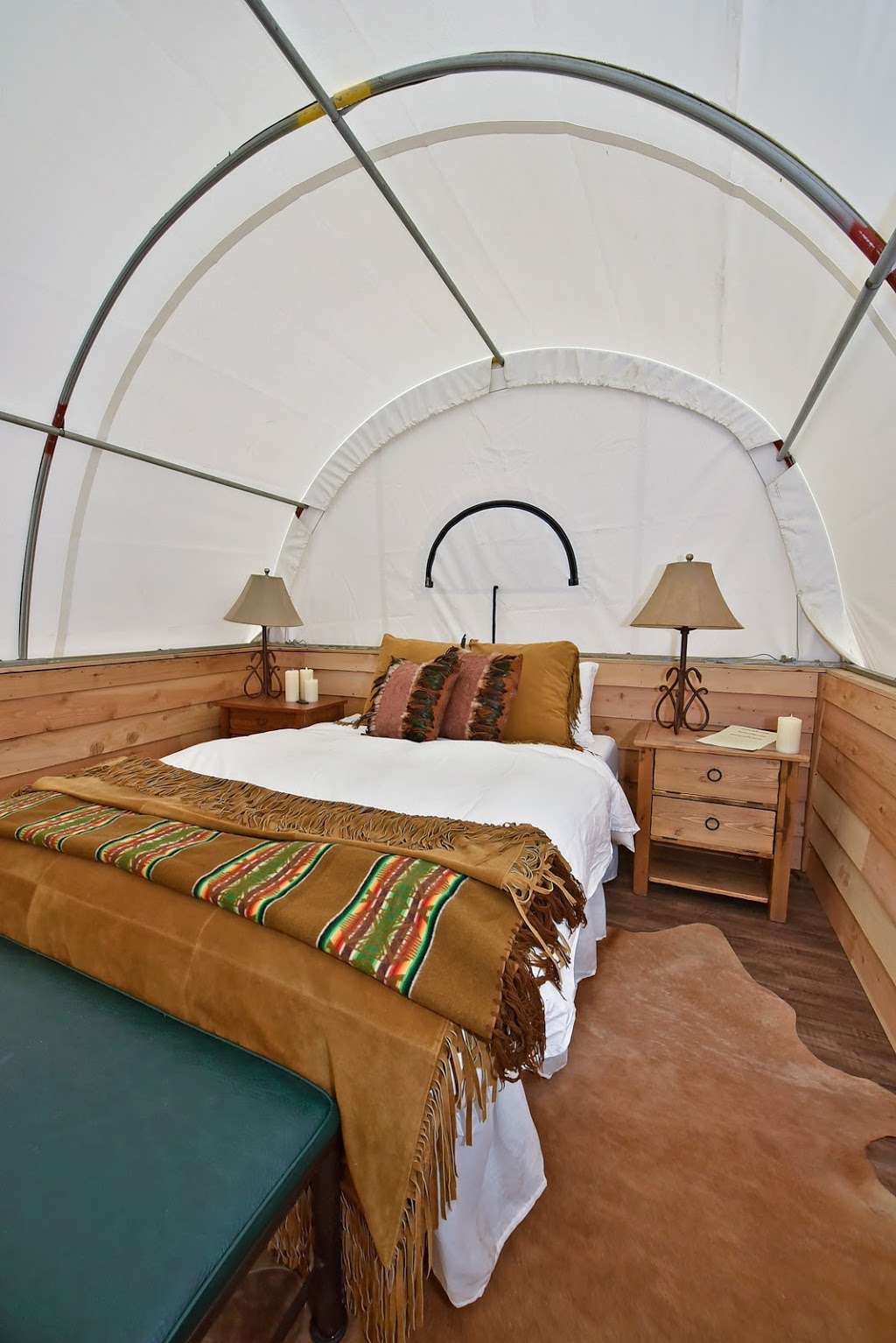 Bison Peak Lodge at Puma Hills | 20859 Co Rd 77, Lake George, CO 80827, USA | Phone: (719) 838-1766