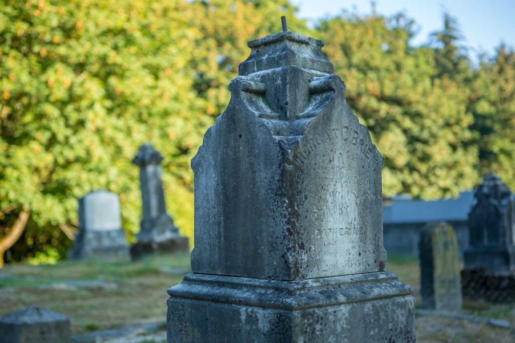 Saint Patricks Cemetery | S. 204 St. and, Orillia Rd S, Kent, WA 98032, USA | Phone: (253) 838-2240