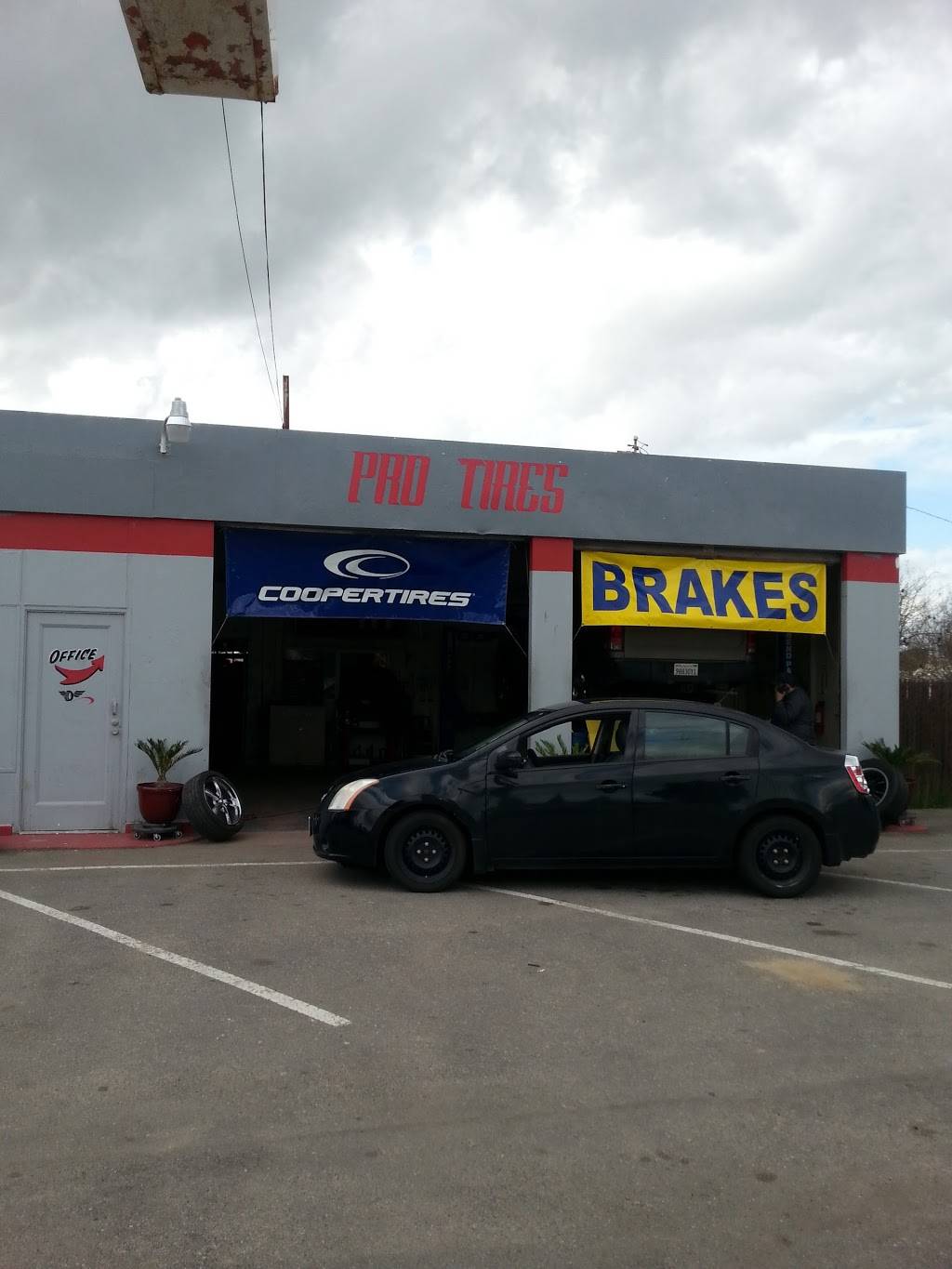 Pro Tires | 7501 S Union Ave #7401, Bakersfield, CA 93307, USA | Phone: (661) 381-7560