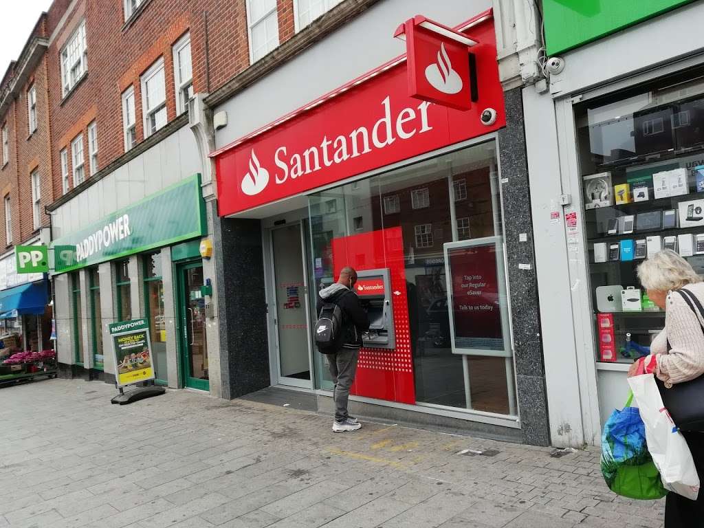 Santander | 247 Heathway, Dagenham RM9 5BG, UK | Phone: 0845 765 4321