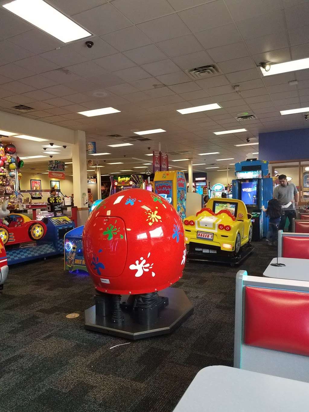 Chuck E. Cheeses | 11920 Southwest Fwy, Stafford, TX 77477 | Phone: (281) 575-9891