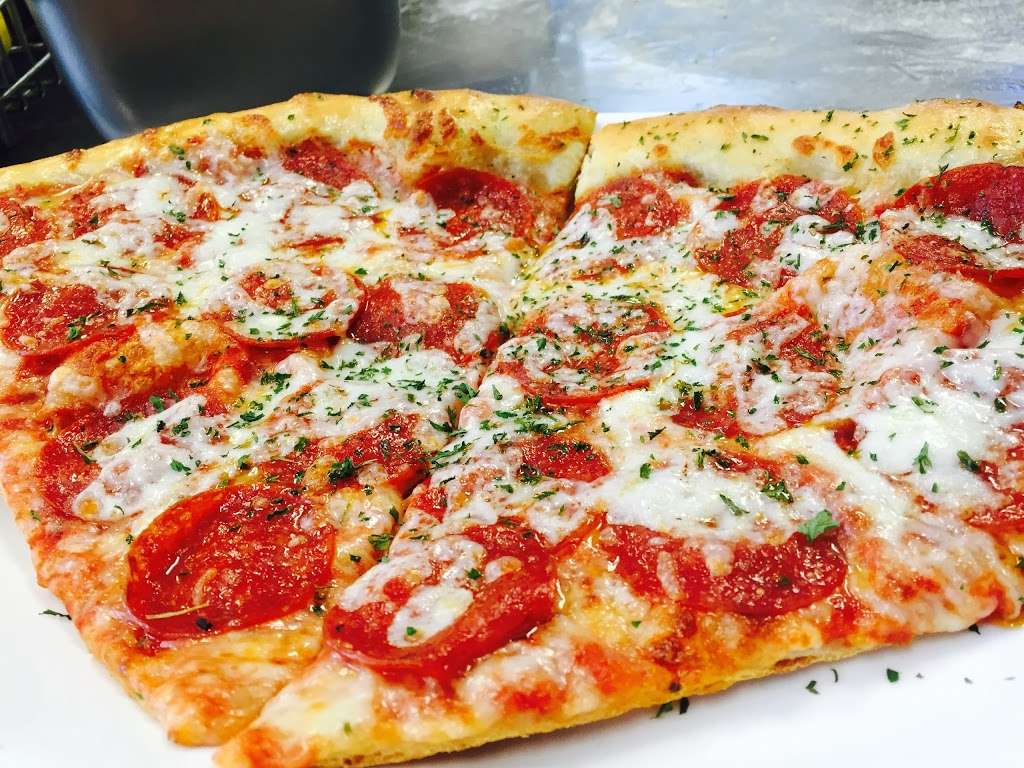Primavera Pizza | 1319 Matthews-Mint Hill Rd, Matthews, NC 28105, USA | Phone: (704) 321-0201