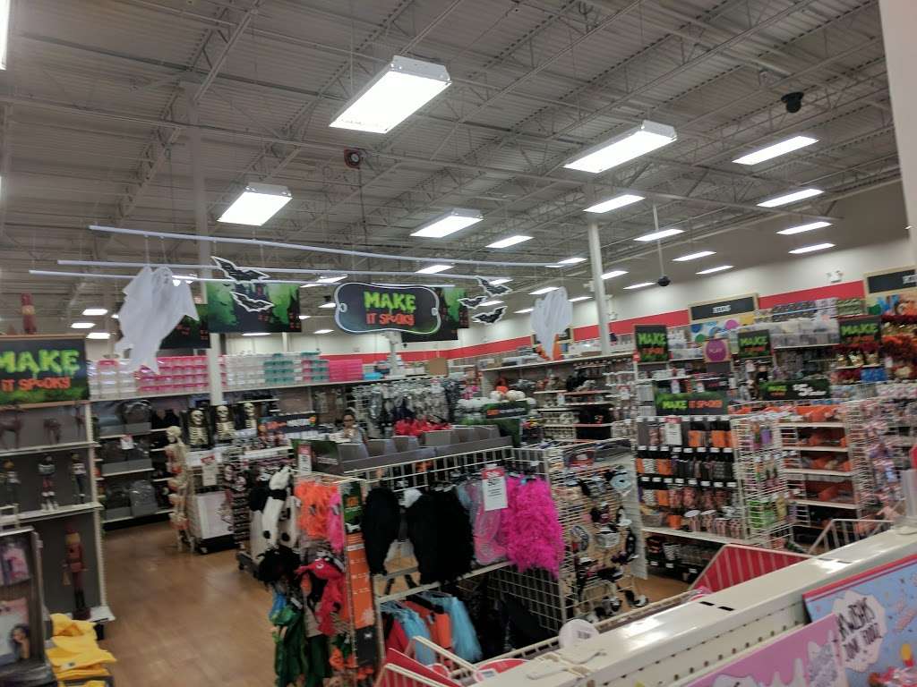 Michaels | 7941 W Tropical Pkwy, Las Vegas, NV 89149, USA | Phone: (702) 839-0140