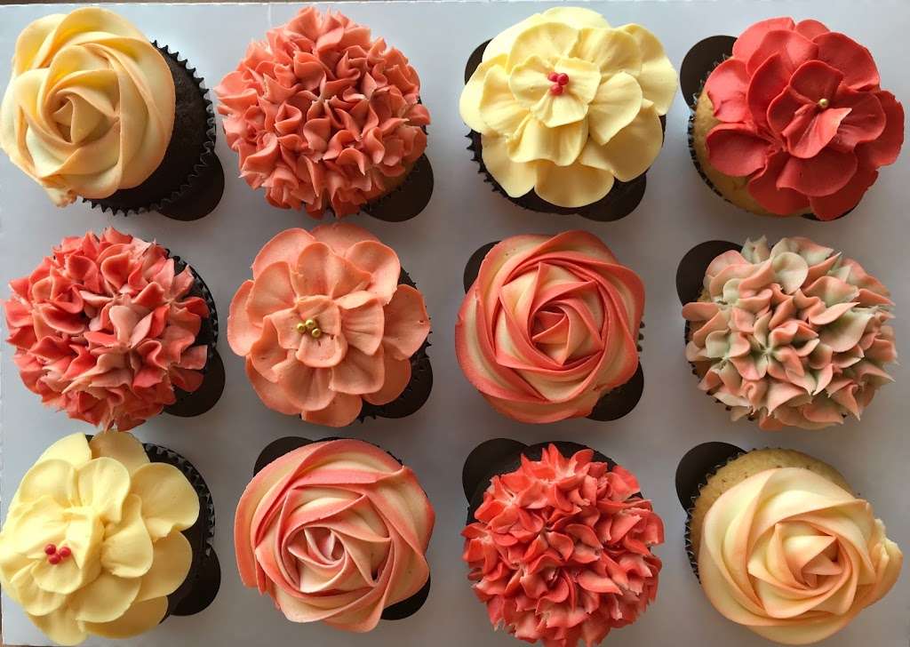 Cupcake Bouquets | 669 Westwood Ave, River Vale, NJ 07675, USA | Phone: (201) 483-9176