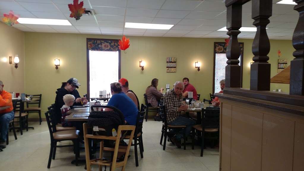 Daddys 10-13 Diner | 1003 E Main St, Richmond, MO 64085, United States | Phone: (816) 776-1013