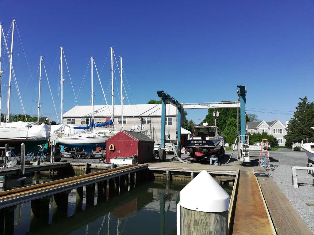 Hinckley Yacht Services | 202 Bank St, Oxford, MD 21654, USA | Phone: (410) 226-5113