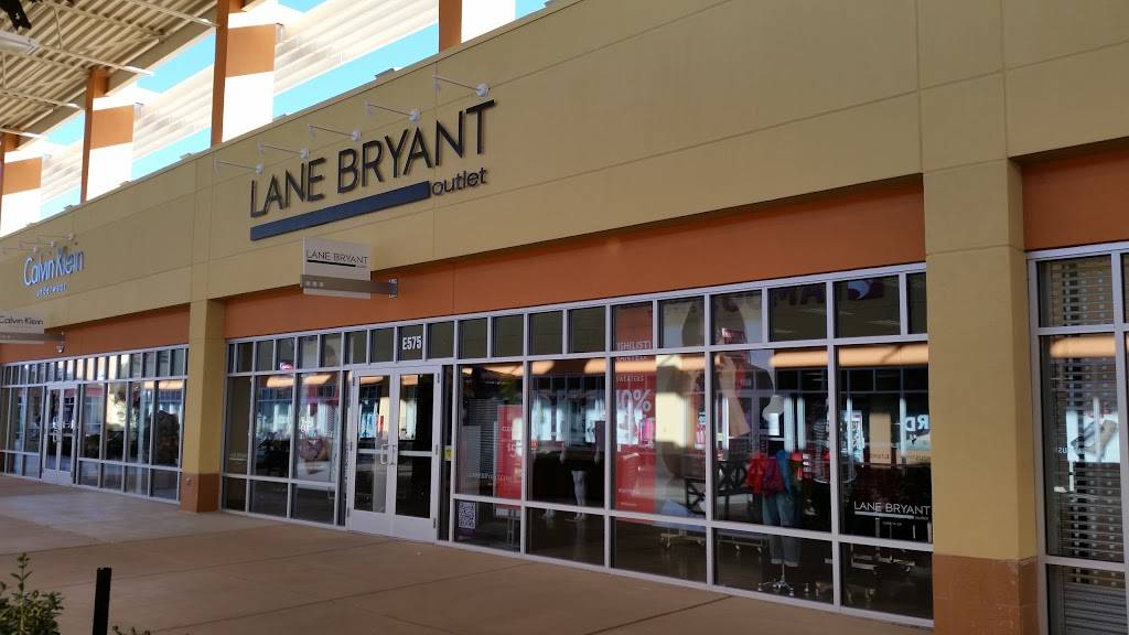 Lane Bryant Outlet | 7051 S Desert Blvd #E575, Canutillo, TX 79835, USA | Phone: (915) 321-3581