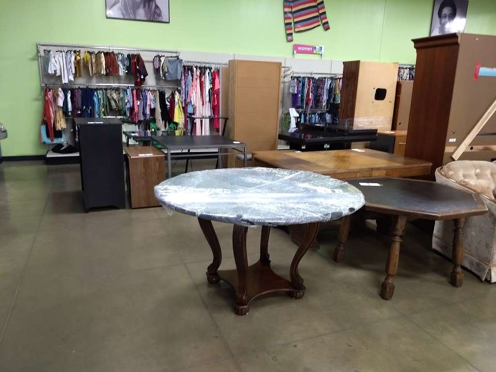 Goodwill Store | 6302 E 82nd St, Indianapolis, IN 46250, USA | Phone: (317) 845-5229