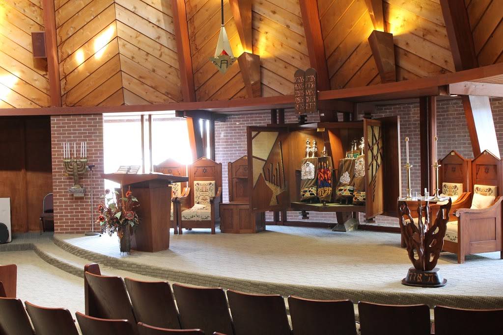 Congregation Emanu-El | 7011 E Central Ave, Wichita, KS 67206, USA | Phone: (316) 684-5148