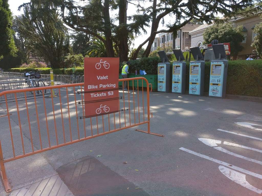 Sausalito Public Bicycle Parking Lot (Downtown) | Tracy Way, Sausalito, CA 94965, USA