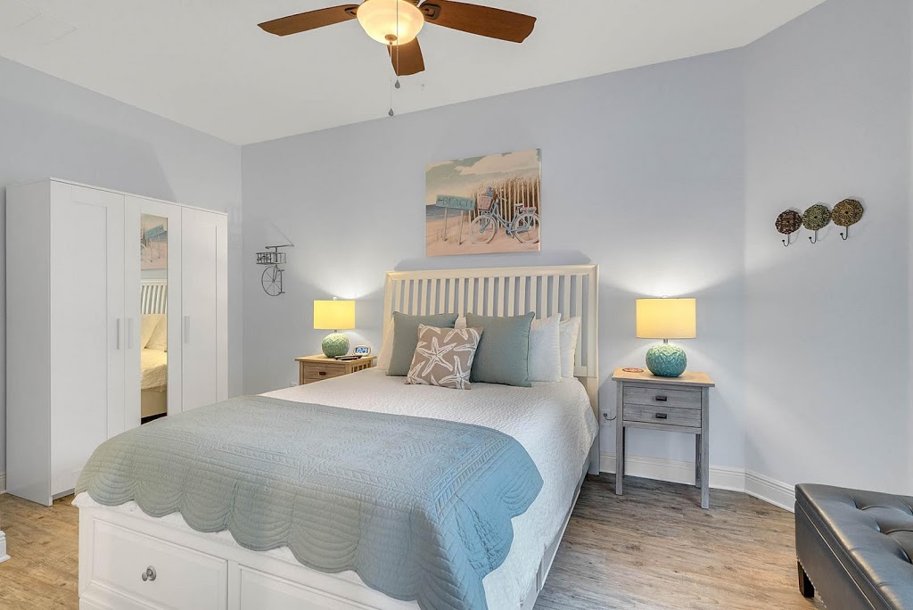 Clermont Cabanas | 875 W Osceola St, Clermont, FL 34711, USA | Phone: (352) 978-5856