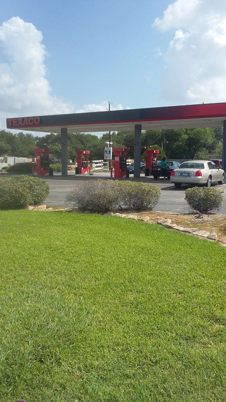 Texaco Houston | 10840 Hughes Rd, Houston, TX 77089 | Phone: (281) 484-0106