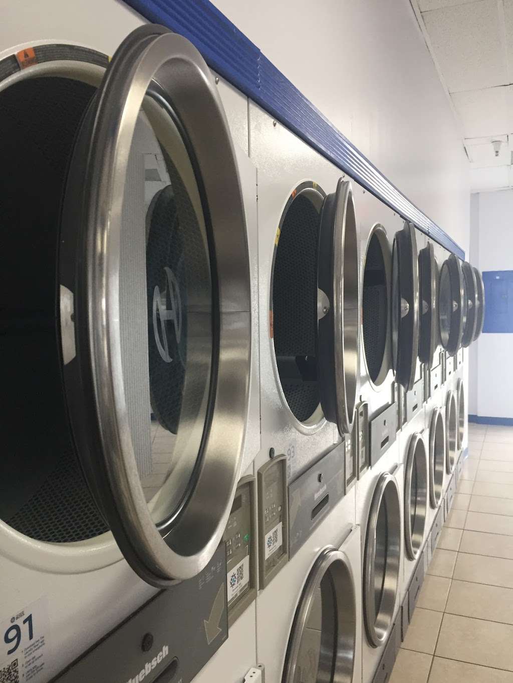 Pretty Laundry | 6253 County Line Rd, Miramar, FL 33023 | Phone: (954) 367-3026