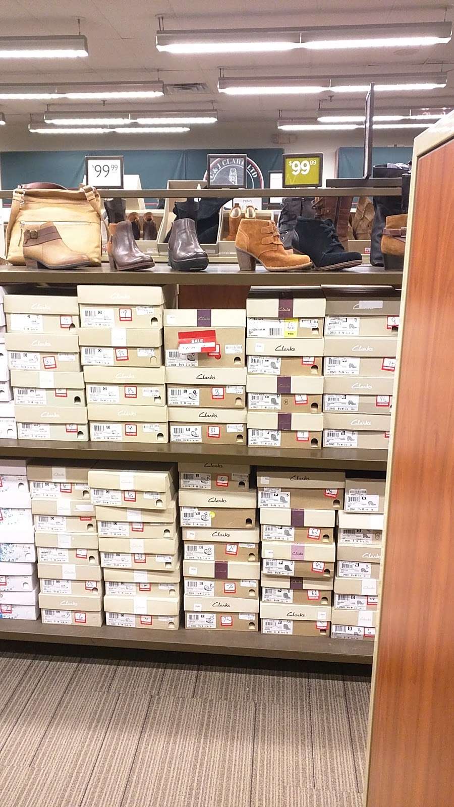 Clarks Bostonian Outlet | 209 Red Apple Ct, Central Valley, NY 10917 | Phone: (845) 928-5248