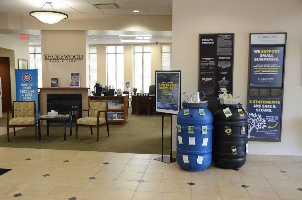 Shorewood Bank & Trust | 931 Brook Forest Ave, Shorewood, IL 60404, USA | Phone: (815) 609-7785