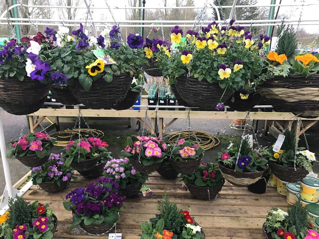 Potters Bar, a Wyevale Garden Centre | Dancers Hill Road, Bentley Heath Ln, Potters Bar, Barnet EN5 4RR, UK | Phone: 0844 288 5110