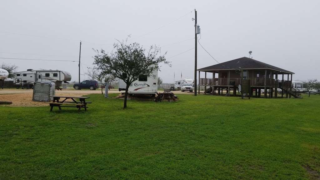 On The Bayou RV Park | 25710 FM 2004, Angleton, TX 77515, USA | Phone: (979) 922-8600