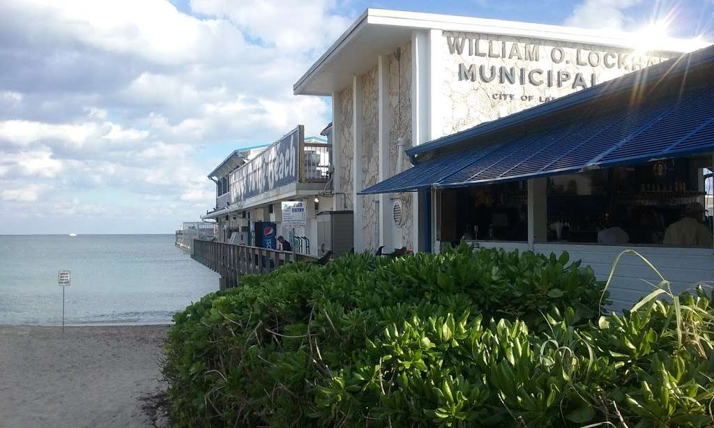 William O. Lockhart Municipal Pier | 10 S Ocean Blvd, Lake Worth, FL 33460, USA | Phone: (561) 582-3474
