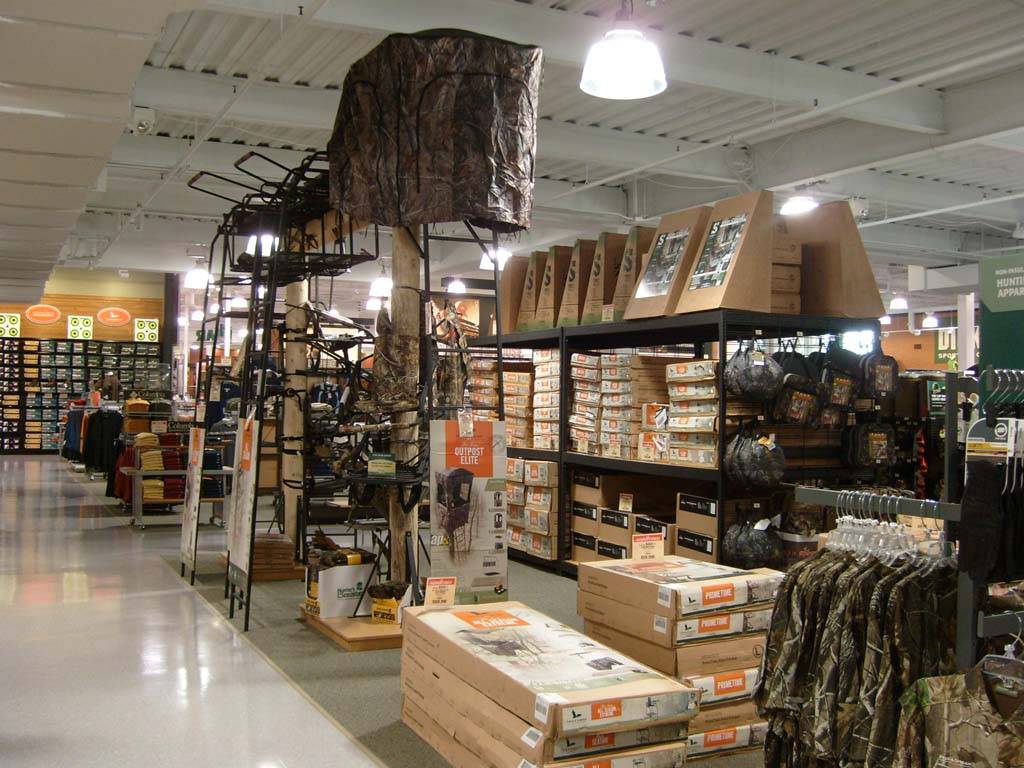 DICKS Sporting Goods | 1645 County Road B2 W, Roseville, MN 55113, USA | Phone: (651) 633-7242