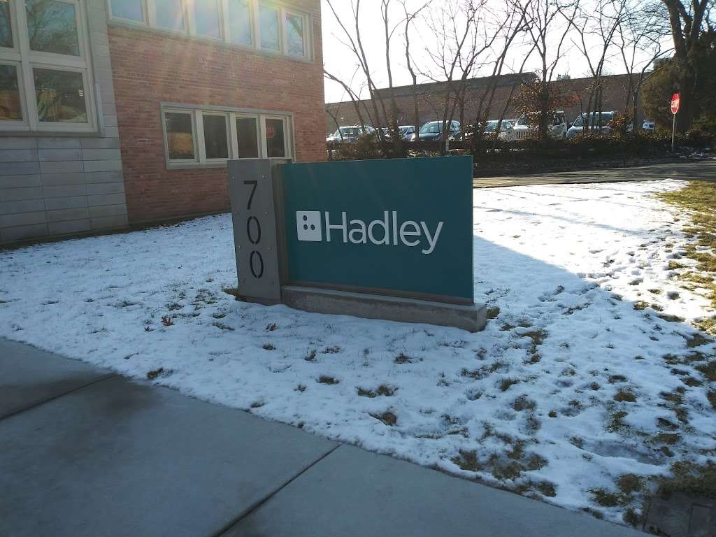 Hadley Institute for the Blind and Visually Impaired | 700 Elm St, Winnetka, IL 60093, USA | Phone: (847) 446-8111