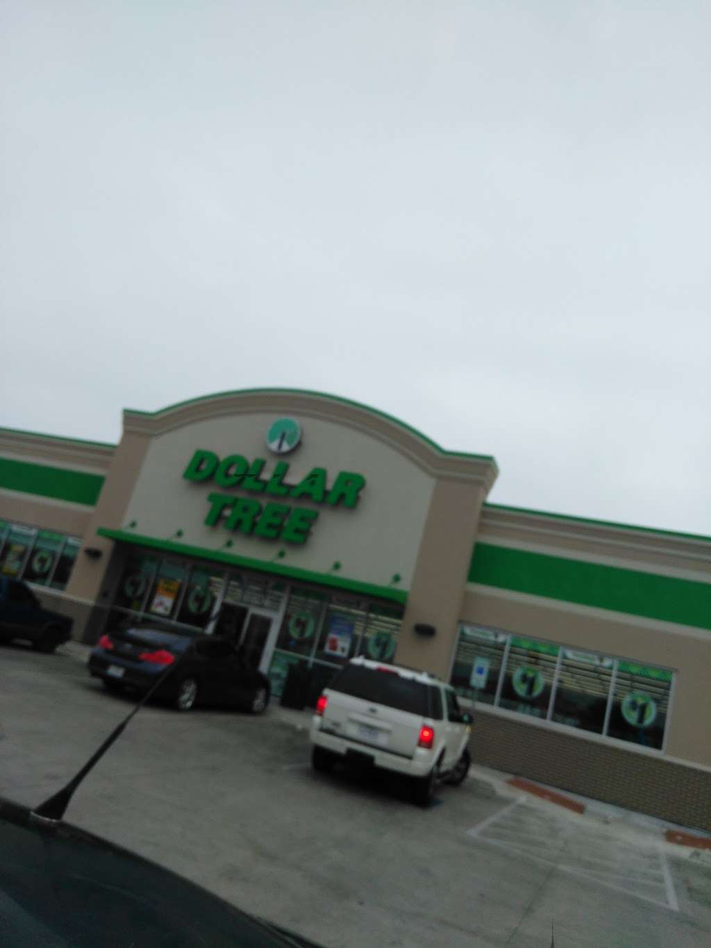 Dollar Tree | 10304 Lake June Rd, Dallas, TX 75217, USA | Phone: (972) 764-7260