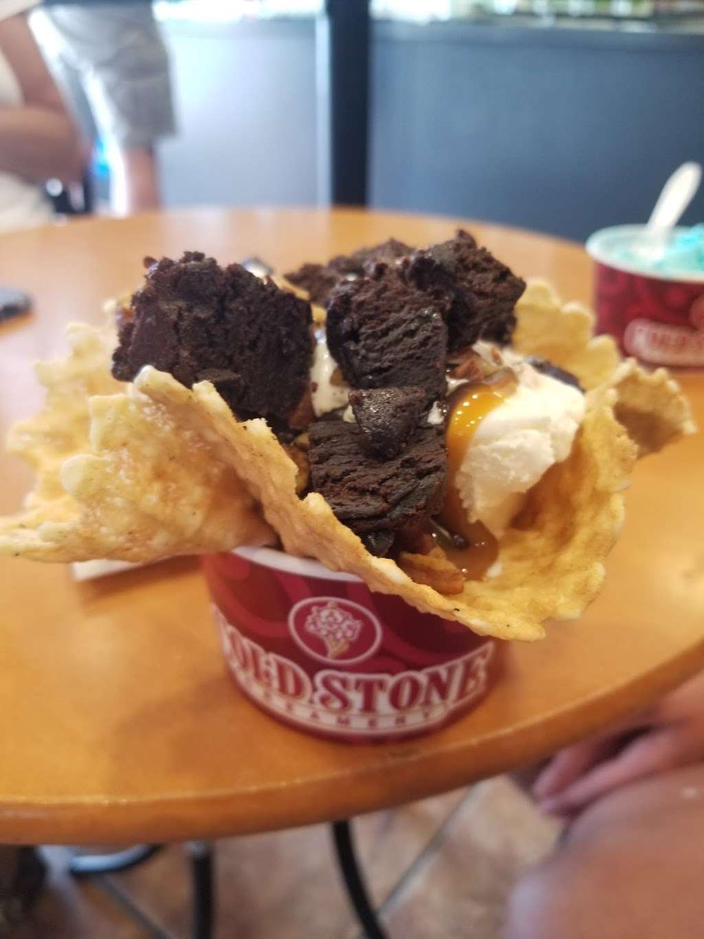 Cold Stone Creamery | 280 School St Ste D160, Mansfield, MA 02048, USA | Phone: (774) 719-2314