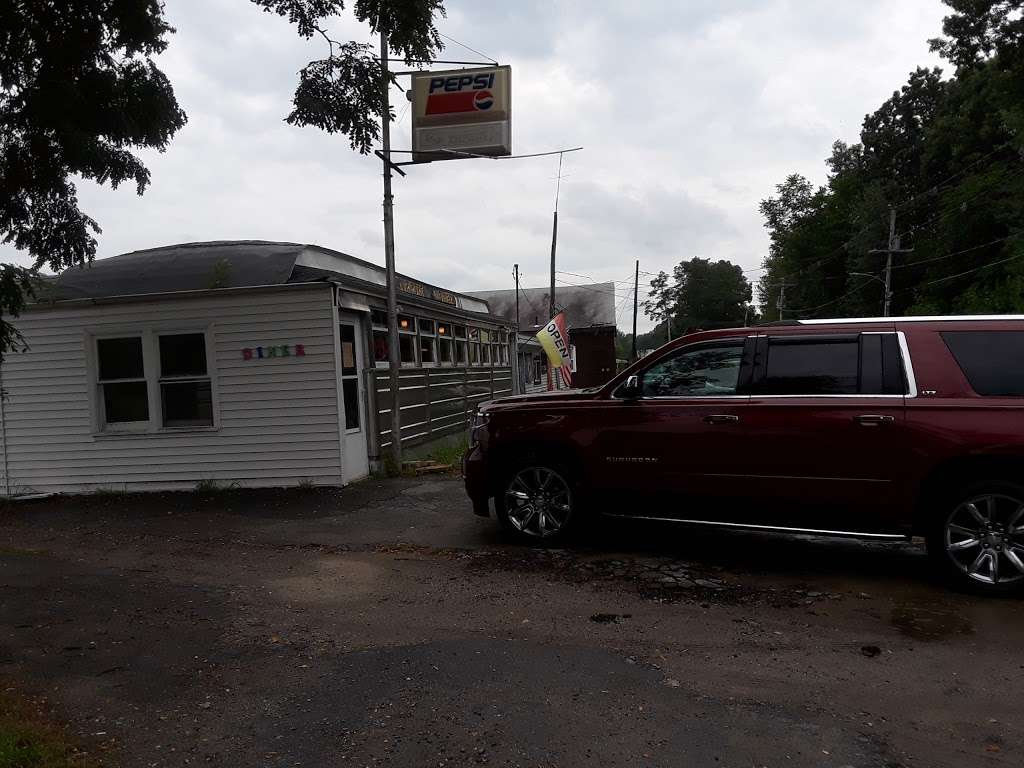 Shirley Airport Diner | 126 Lancaster Rd, Shirley, MA 01464 | Phone: (978) 425-0708