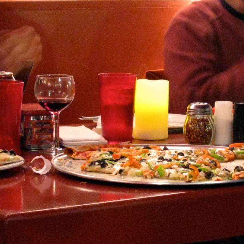 Caradaro Club Pizza | 5010 W Vliet St, Milwaukee, WI 53208, USA | Phone: (414) 476-7700