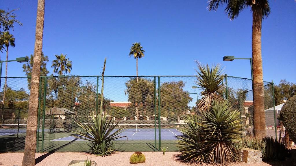 The Scottsdale Plaza Resort | 7200 N Scottsdale Rd, Paradise Valley, AZ 85253, USA | Phone: (480) 948-5000