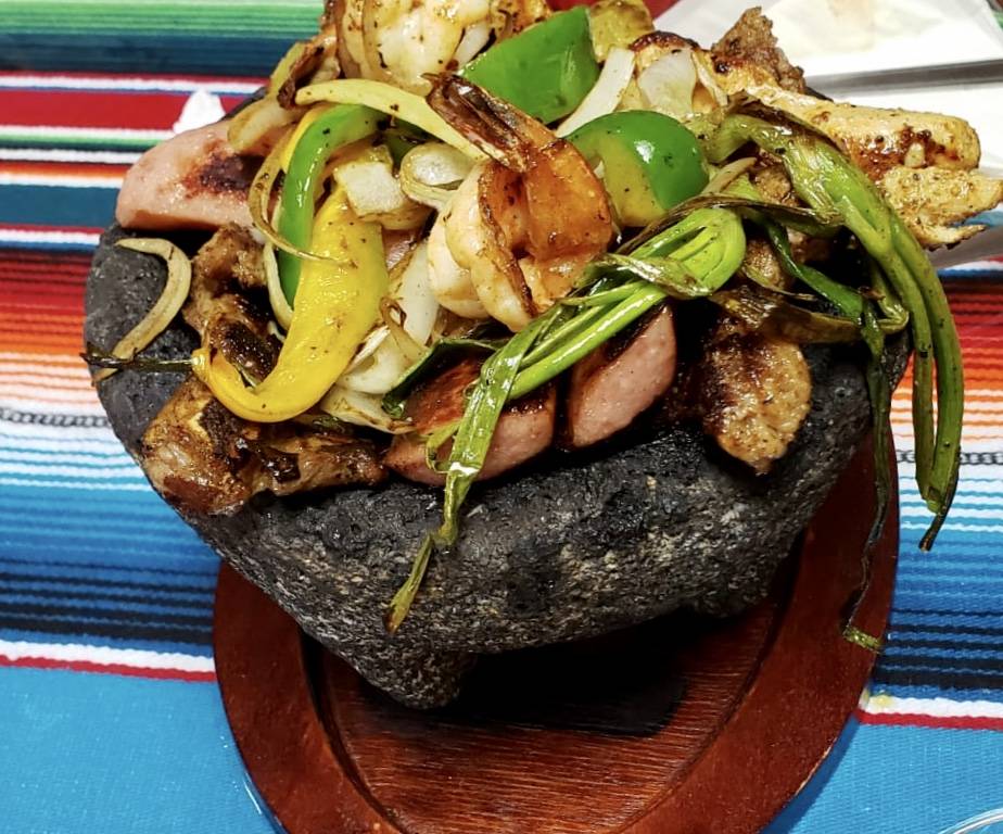 El Molcajetazo | 11055 Dennis Rd Suite #20, Dallas, TX 75229, USA | Phone: (469) 466-9122