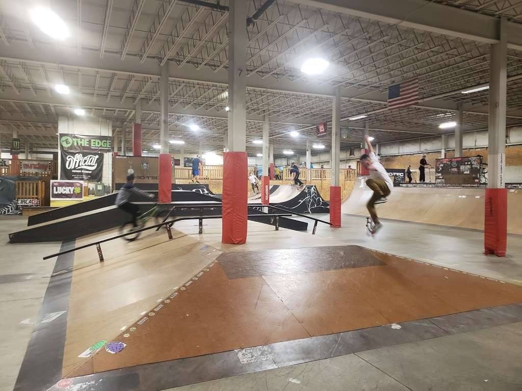 Skaters Edge Indoor Skatepark | 391 W Water St, Taunton, MA 02780, USA | Phone: (508) 823-4410