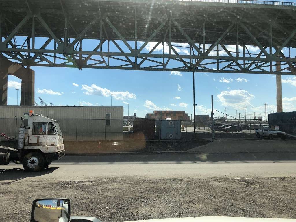 FYFFES NORTH AMERICA, INC 3037 S Delaware Ave, Philadelphia, PA 19148