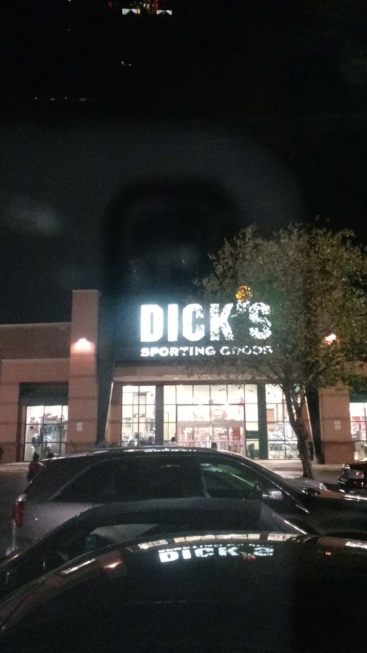 DICKS Sporting Goods | 1860 Catawba Valley Blvd SE, Hickory, NC 28602, USA | Phone: (828) 431-3025