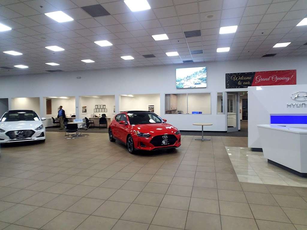 Claremont Hyundai | 508 Auto Center Dr, Claremont, CA 91711, USA | Phone: (909) 284-9792