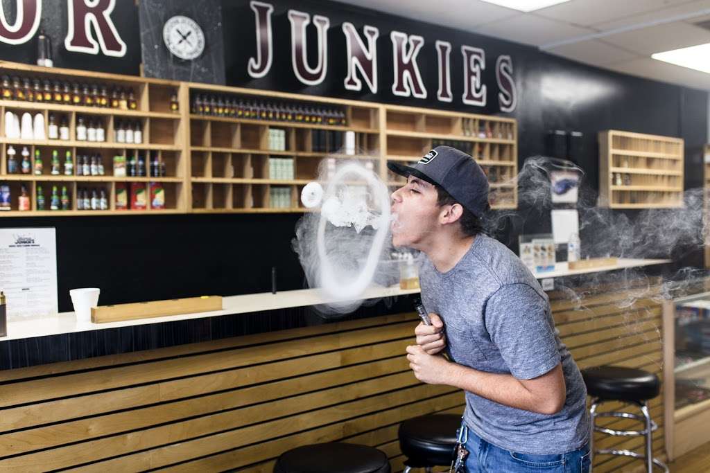 Vapor Junkies | 1321 N Grand Ave, Walnut, CA 91789 | Phone: (909) 595-0255