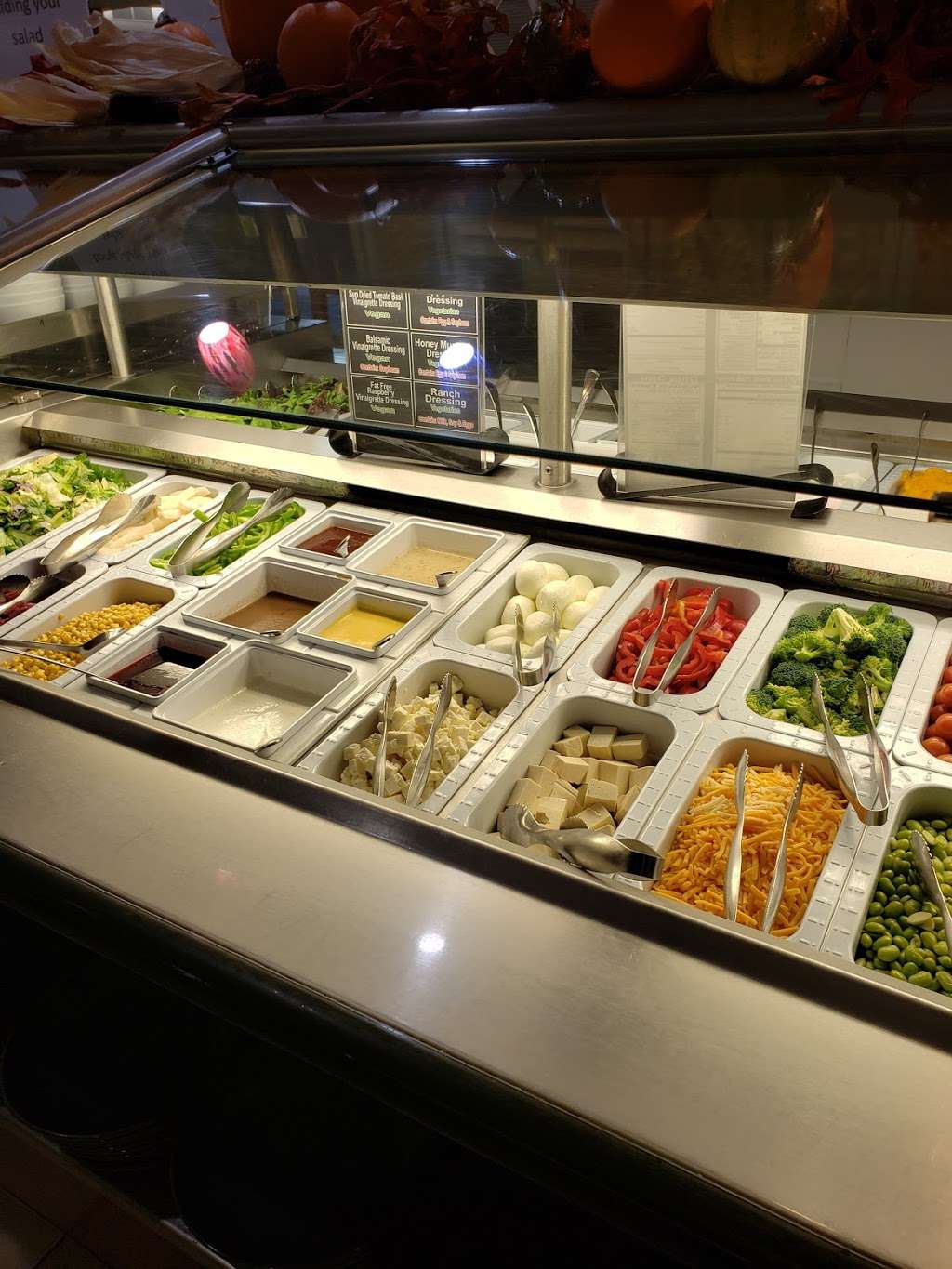 Hoch-Shanahan Dining Commons | Hoch-Shanahan Dining Commons, Claremont, CA 91711, USA | Phone: (909) 607-2675