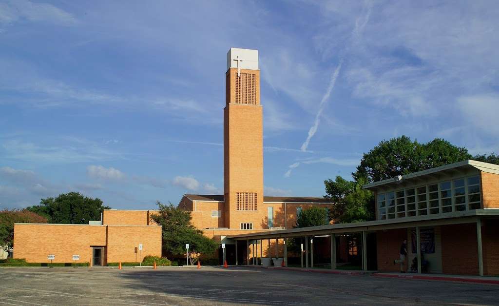 St. Thomas Aquinas Catholic School - Lower School Campus | 6255 E Mockingbird Ln, Dallas, TX 75214, USA | Phone: (469) 341-0911