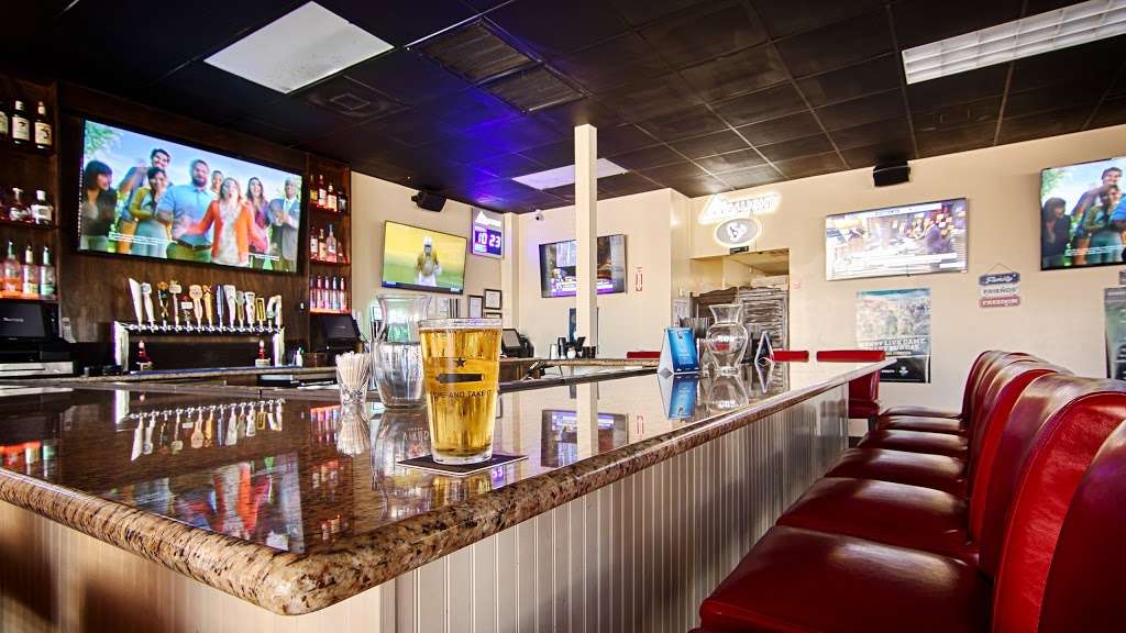 Man Kind Sports Bar | 11001 W Fairmont Pkwy, La Porte, TX 77571 | Phone: (281) 941-9584