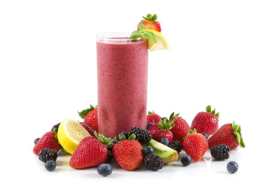 NATURE SMOOTHIES | Inside Centre at, 3393 Donnell Dr #10, Forestville, MD 20747, USA | Phone: (202) 679-0401