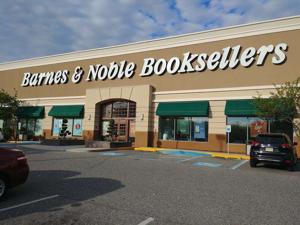 Barnes & Noble | 3981 U.S. 9, Freehold, NJ 07728, USA | Phone: (732) 409-2929