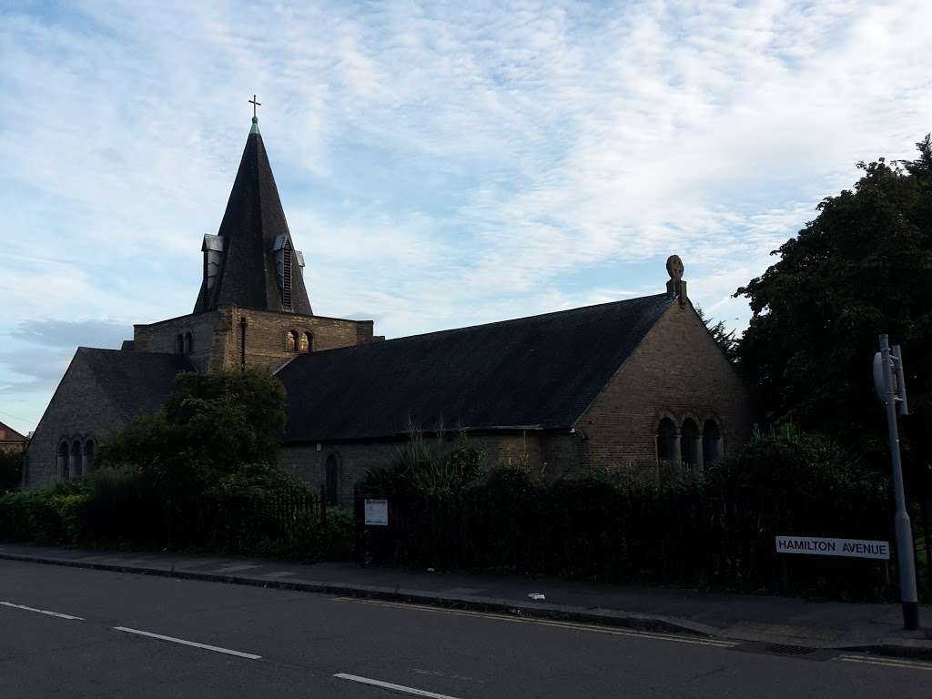 St Laurence Church, Barkingside | Ilford IG6 1AA, UK | Phone: 020 8554 3456